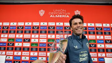 Brindis de Rubi con la Prensa.