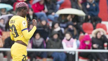 Aissat Oshoala se lamenta por una ocasión perdida contra el Atlético.