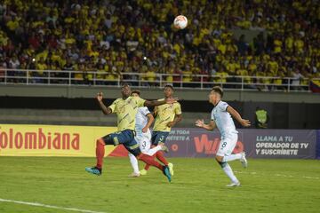 La Selección Colombia Sub 23 comenzó su participación en el Preolímpico de la categoría ante la Selección de Argentina en el Hernán Ramírez Villegas con una derrota 2-1.