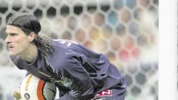 <b>UN SEGURO. </b>Leo Franco tiene 28 años y cumple su séptima temporada en Primera División.