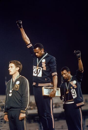 Oro y bronce en los 400 metros planos de México 68. Su saludo del 'Black Power' durante la premiación fue un símbolo de la lucha por los derechos civiles.