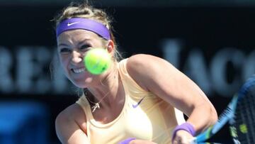 Victoria Azarenka out of Wimbledon with knee injury