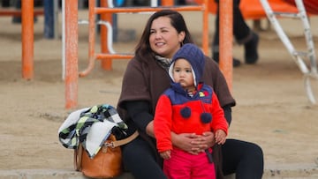 Si eres madre, chilena y cumples estos requisitos recibirás estos importantes bonos en diciembre