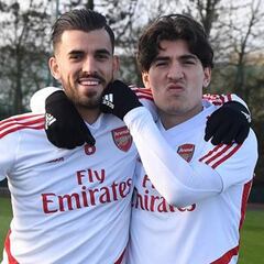 La plantilla del Arsenal sigue en negociaciones para llevar a cabo su reducción de sueldos