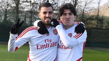 La plantilla del Arsenal sigue en negociaciones para llevar a cabo su reducci車n de sueldos