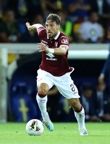 El extremo derecho italiano está cedido en el Torino por el Nápoles por 3 millones de euros. 