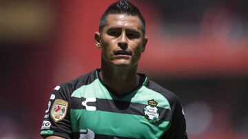 Osvaldo Martínez sale de Santos Laguna