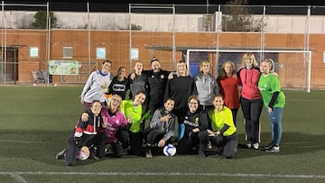 Las madres del f&uacute;tbol del CD Pomar, de Badalona.