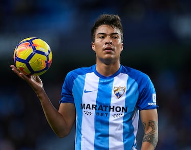 En 2015 el Watford fichó a Adalberto Peñaranda, un jovencísimo delantero venezolano que resonaba como una de las grandes promesas del fútbol latinoamericano. Tanto es así que dos años antes estuvo a prueba con el Cadete del Real Madrid durante un verano. Lamentablemente, su carrera en Europa no llegó nunca a lo que se esperaba, y tras pasar sin pena ni gloria por Granada, Udinese, Málaga o Watford iría al fútbol belga y búlgaro antes de volver a probar suerte en España con la UD Las Palmas en Segunda División, aunque con la misma suerte.