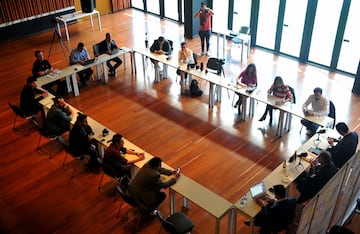El técnico portugués dialogó con los medios de comunicación sobre los resultados en la gira amistosa en Asia, el plan a futuro y sus primeras impresiones del equipo.