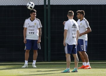 Barcelona 01Junio 2018, Espaa
Previa al Mundial 2018
Entrenamiento de la seleccion Argentina Ciudad Deportiva Joan Gamper, Barcelona.
Cristian Pavon de la Seleccion Argentina, Eduardo Salvio de la Seleccion Argentina y Cristian Ansaldi de la Seleccion Argentina
Foto Ortiz Gustavo