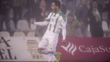 Florin Andone celebra su gol ante el Granada.