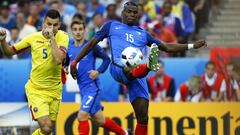 Francia logra angustioso triunfo en los últimos minutos