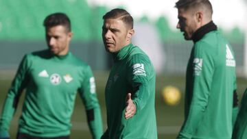 "Con Montella entendí que debía defender más si quería jugar"