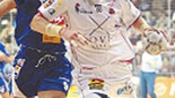 Se buscan refuerzos para tapar huecos