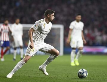 El centrocampista uruguayo está viviendo su mejor momento en el Real Madrid desde su llegada en 2016 al conjunto blanco para formar parte del Castilla. Valverde se ha ganado la confianza de Zidane y esta temporada ha disputado 5 de los 8 partidos ligueros mostrando un poderío físico que ilusiona a la afición blanca.