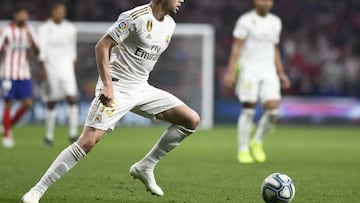 El centrocampista uruguayo está viviendo su mejor momento en el Real Madrid desde su llegada en 2016 al conjunto blanco para formar parte del Castilla. Valverde se ha ganado la confianza de Zidane y esta temporada ha disputado 5 de los 8 partidos ligueros mostrando un poderío físico que ilusiona a la afición blanca.