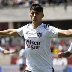 Solari piensa en la Roja: "Sería lindo jugar con Alexis y Brereton"