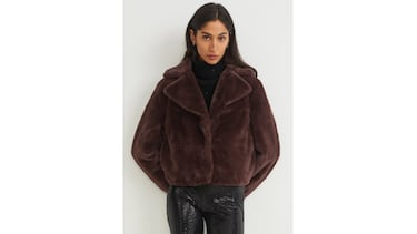 10 prendas de abrigo con hasta el 50% de descuento: chaquetas, parkas, plumíferos…