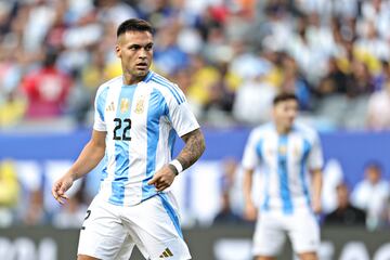 El jugador surgido en Racing de Avellaneda, viene teniendo un constante aumento en los últimos años, luego de que en diciembre del 2019 estuvo en 80 millones e inició un descenso, llegando a estar en los 64 para el primer semestre del año siguiente.