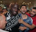 Demba Ba llega a Estambul para firmar con el Besiktas