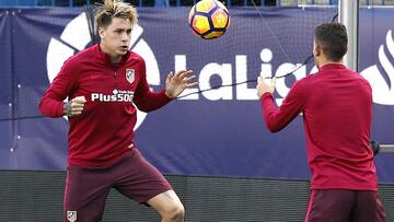 Gim&eacute;nez, durante un entrenamiento del Atl&eacute;tico.