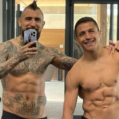 ¿A quién apoyan Alexis Sánchez y Arturo Vidal en el Colo Colo - U. de Chile?