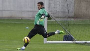 Ad&aacute;n, durante un entrenamiento.