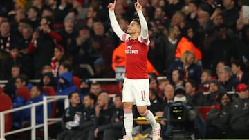 Torreira celebra su gol al N&aacute;poles