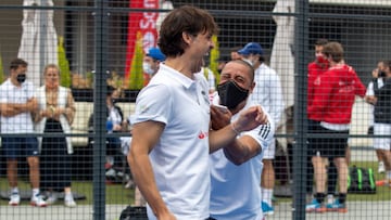 Morientes y Roberto Carlos en una pasada edición del trofeo Fundación Real Madrid.