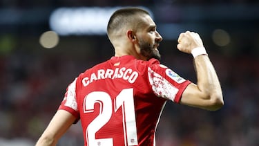 Carrasco celebra el 1-0 al Madrid en el derbi.