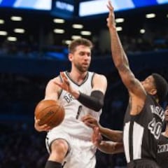 Bargnani rechaza al Olympiacos y Michael Beasley, al Maccabi