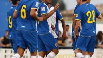 Dos mordiscos del 'Killer' alegran el estreno perico