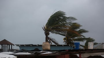 Relaciones Exteriores alerta a mexicanos que se encuentran en Jamaica por el Huracán Melissa: conoce los contactos de emergencia.