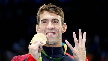 Phelps suma y sigue y Lochte se quedan sin medalla