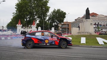 Neuville, con el Hyundai en Portugal.