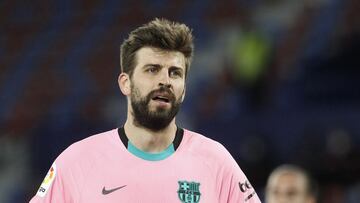 Piqu&eacute;, contra el Levante.