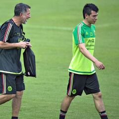 Juan Carlos Osorio e Hirving Lozano, nominados a lo mejor de Concacaf