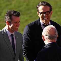 Reynolds’ hilarious birthday video to McElhenney