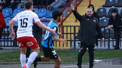 Un club de Primera despide a su DT: anuncio oficial