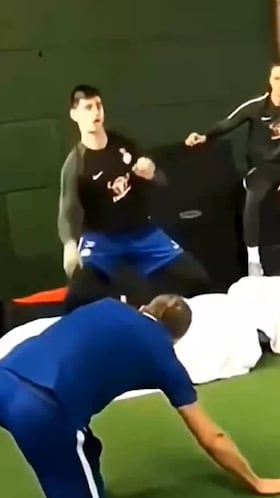 ¡Increíble entrenamiento de Courtois!