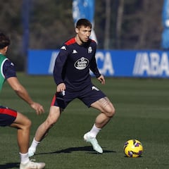 El Depor inicia la semana sin Mfulu, con Tosic... y ‘antidoping’