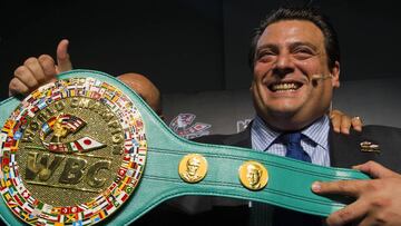 El presidente del Consejo Mundial de Boxeo expres&oacute; para As M&eacute;xico que &ldquo;es momento de regresar el boxeo al pueblo&rdquo;. Adem&aacute;s, dio su pron&oacute;stico y analiz&oacute; lo que veremos el 6 de mayo.