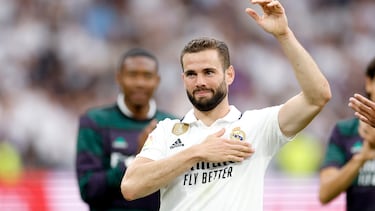 04/06/23 PARTIDO PRIMERA DIVISION
REAL MADRID - ATHLETIC DE BILBAO
ALEGRIA FIN DE PARTIDO DESPEDIDA NACHO FERNANDEZ