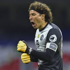 Guillermo Ochoa después de ganar el Clásico Nacional: "Este es el que cuenta, no el pasado"