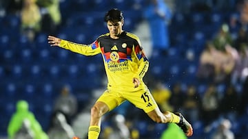 Ralph Orquín se la aplica al América