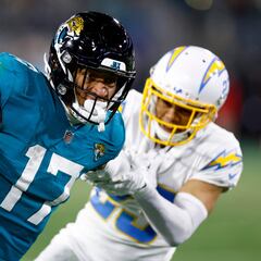 Why did the Chargers fire OC Joe Lombardi?