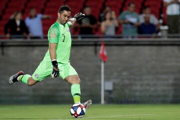 El arquero de la seleccion chilena Claudio Bravo.