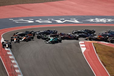 Hulkenberg y Piastri la lían parda y prenden fuego al Mundial