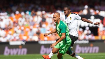 Soccer: La Liga - Valencia v Leganes
 
 Geoffrey Kondogbia of Valencia and Martin Braithwaite of CD Leganes during the La Liga Santander match between Valencia and Leganes at Estadio de Mestalla, on September 22 in Valencia, Spain
 
 
 22/09/2019 ONLY FOR